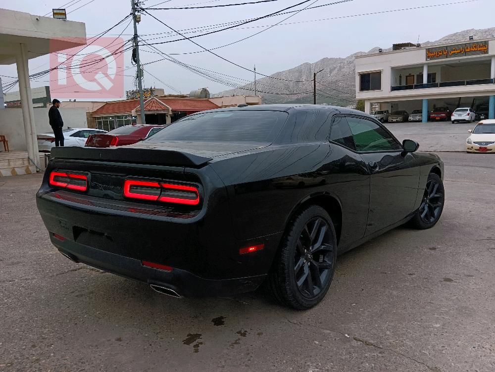 Dodge Challenger